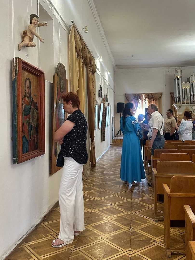Gallery image 1