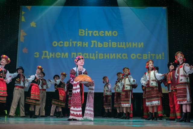 урочистості з нагоди Дня працівників освіти