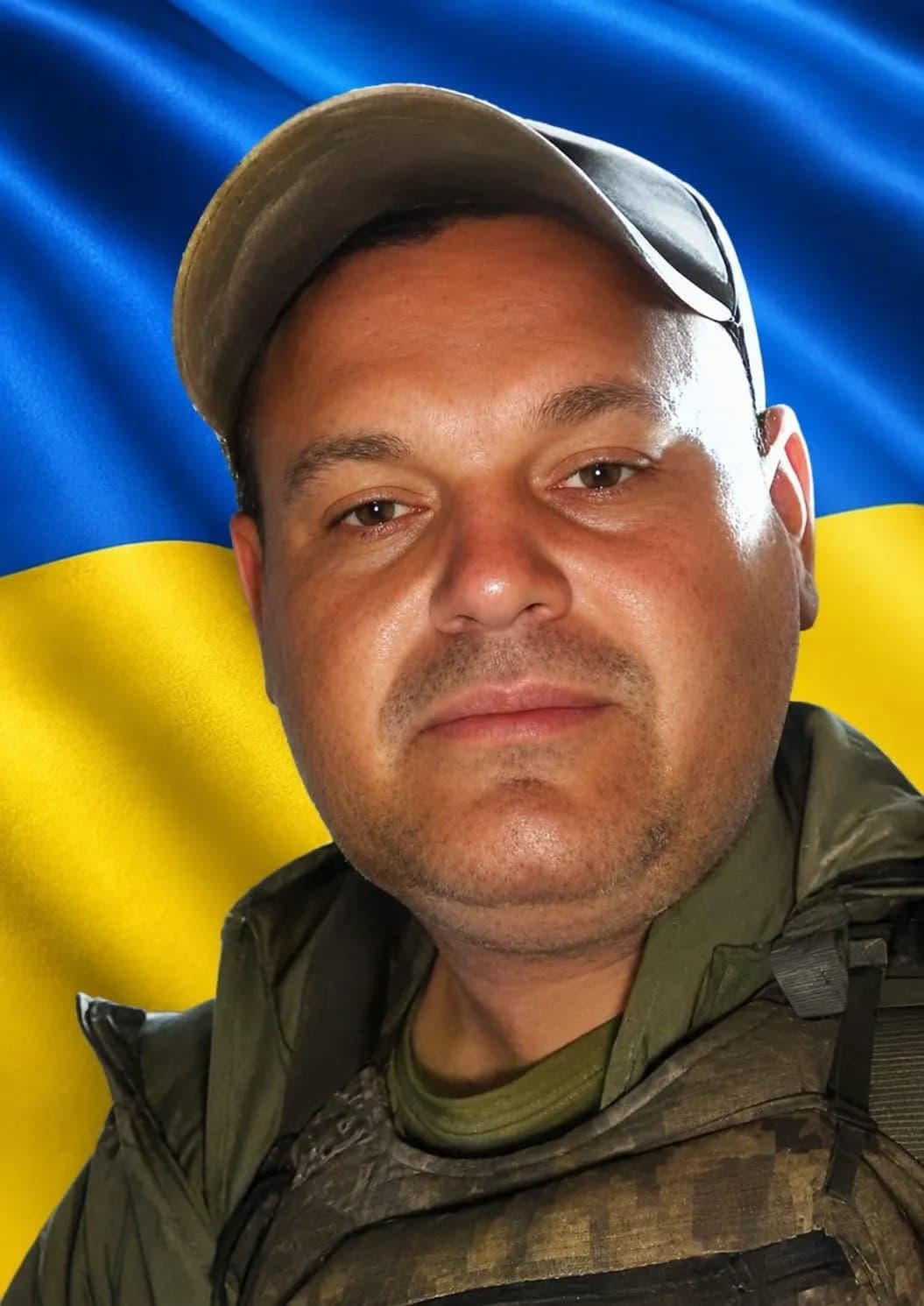 На фото - Герой Дмитренко Віталій Валерійович