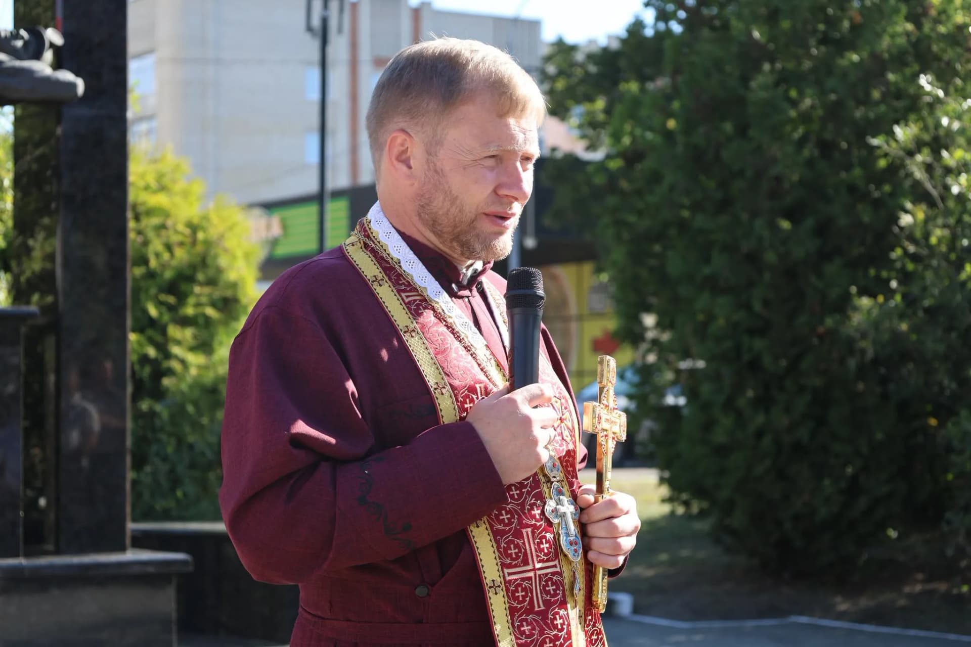 отець Роман Скорон