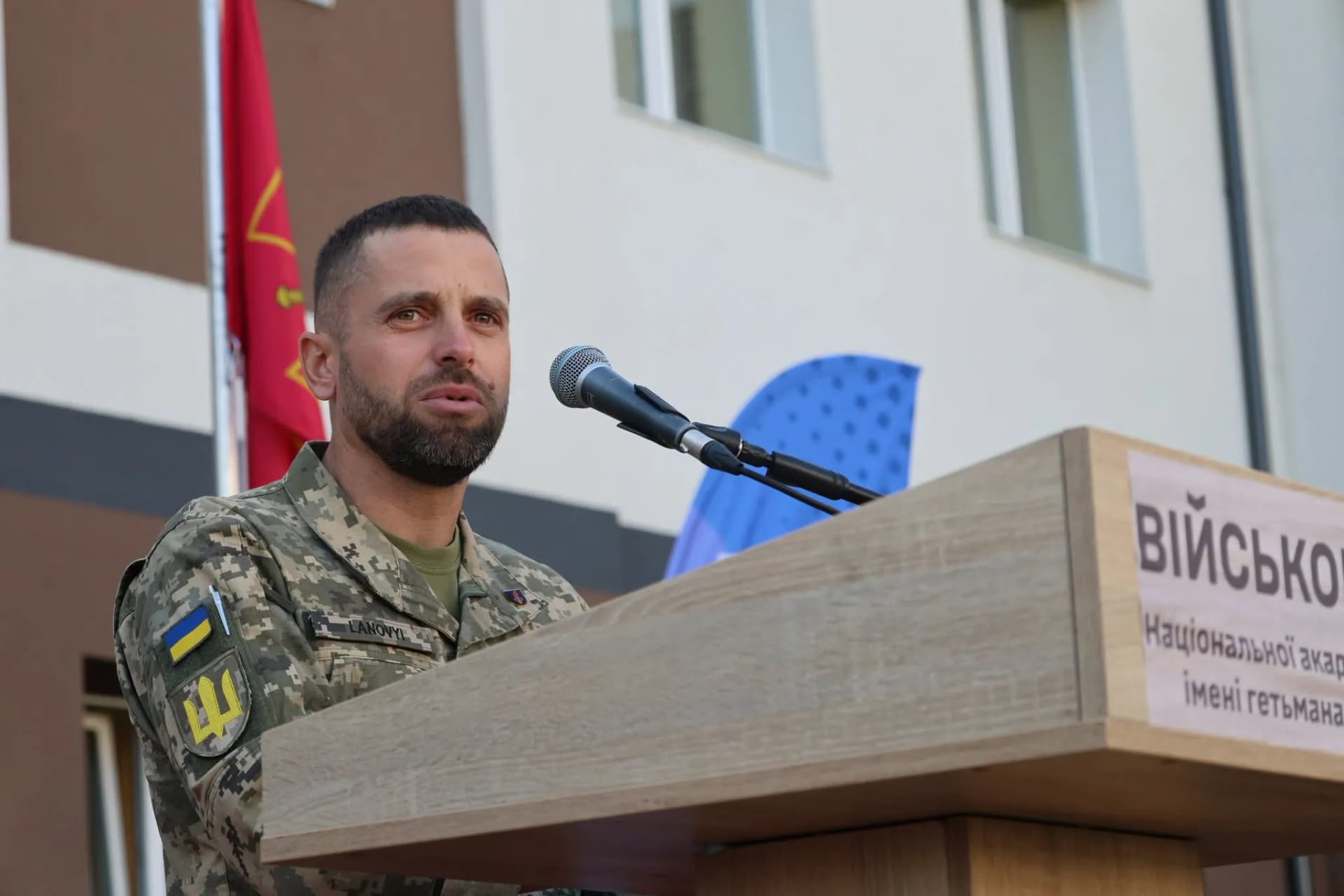 Перший заступник начальника Національної академії сухопутних військ імені гетьмана Петра Сагайдачного, полковник Максим Лановий