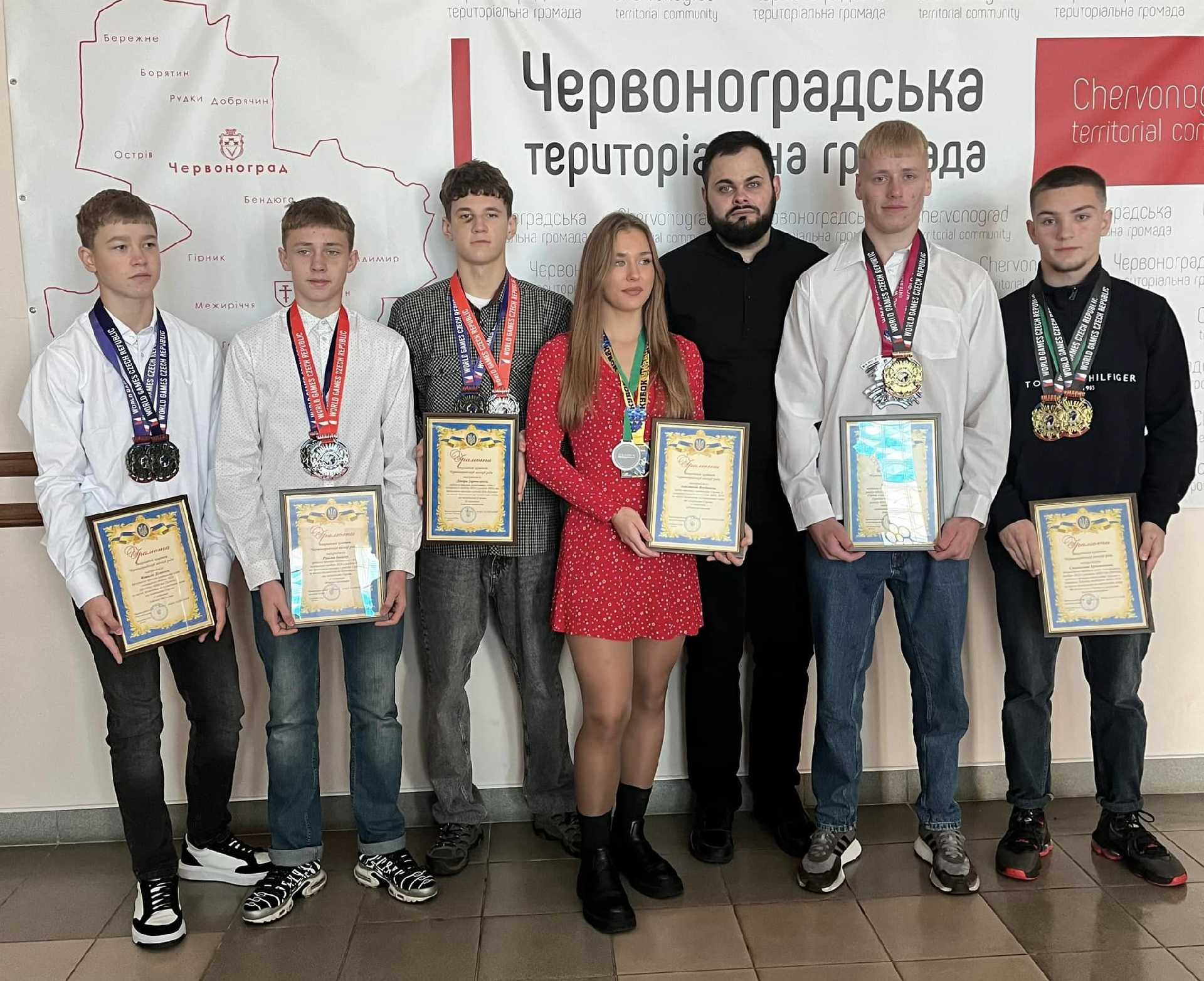 Міський голова нагородив грамотами спортсменів змішаних бойових мистецтв