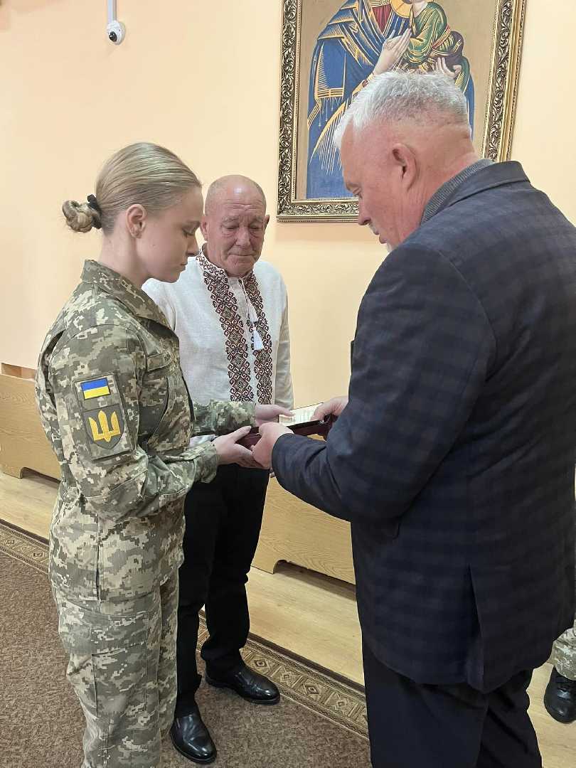 Рідним Героїв вручили державні нагороди