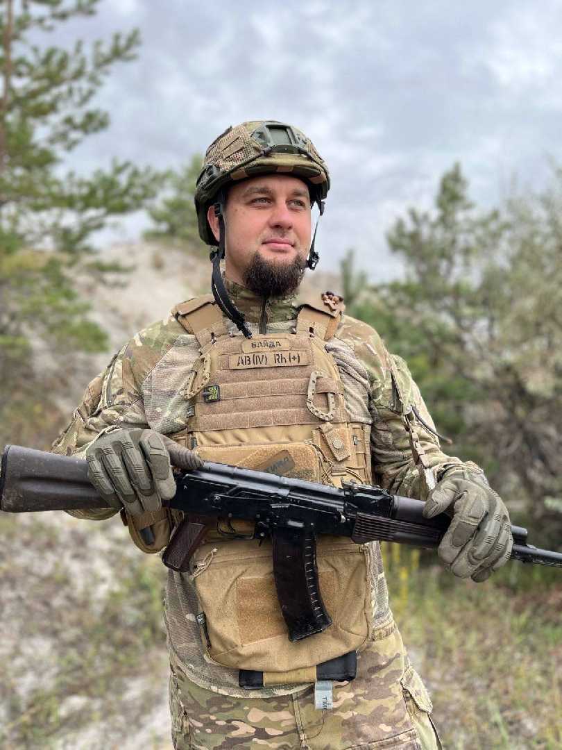 Мама Героя Олега Драдраха просить підтримати петицію про присвоєння її сину звання Герой України (посмертно).