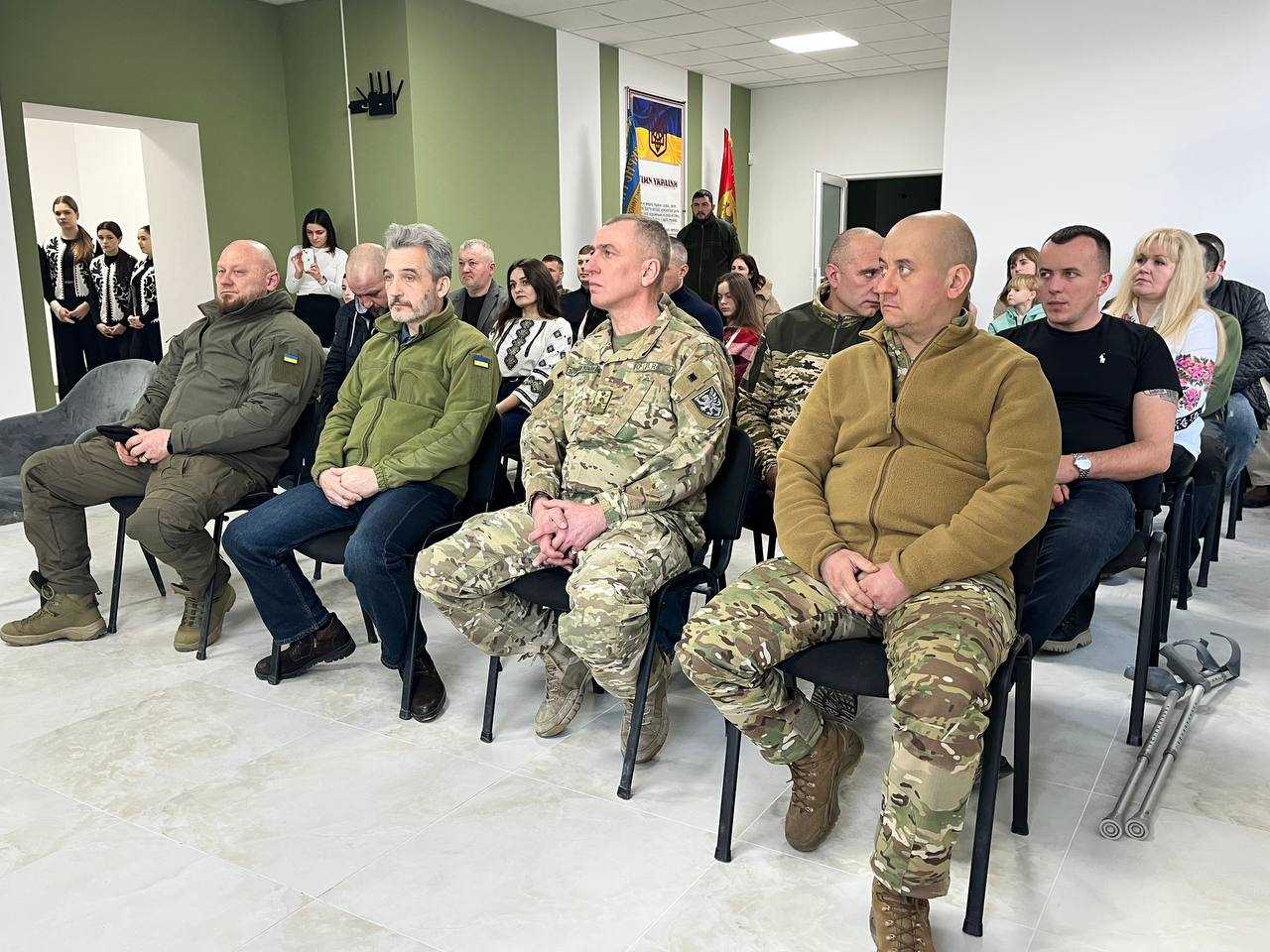 У Будинку воїна вшанували кіборгів Донецького аеропорту