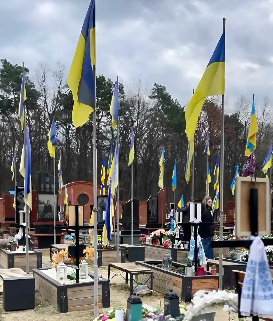 На кладовищі у селі Бендюга виділять новий сектор для почесних поховань