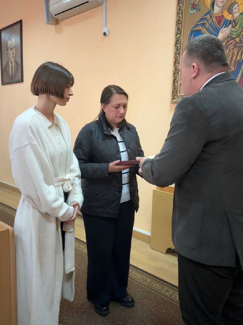 Міський голова Андрій Залівський вручив рідним Героїв посмертні нагороди