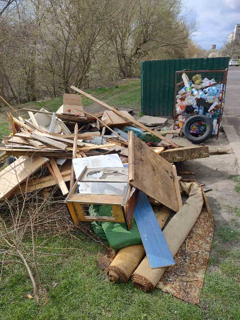 Що потрібно знати про великогабаритні та ремонтні відходи?