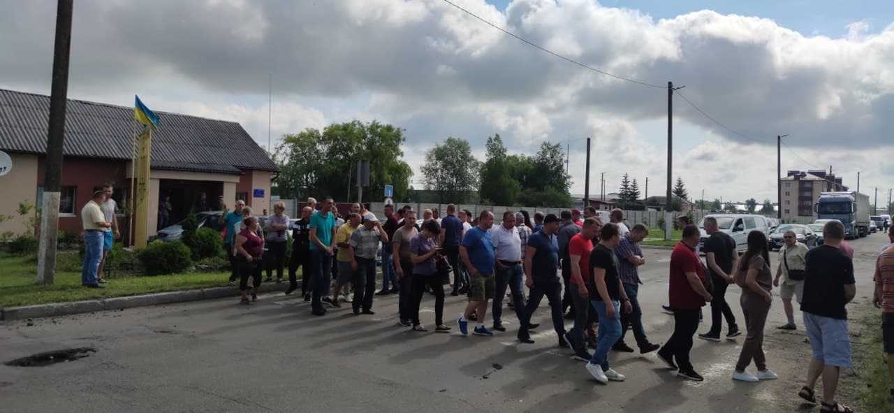 Укравтодор запевняє, що  ремонт дороги Червоноград - Рава-Руська  розпочнеться найближчим часом 