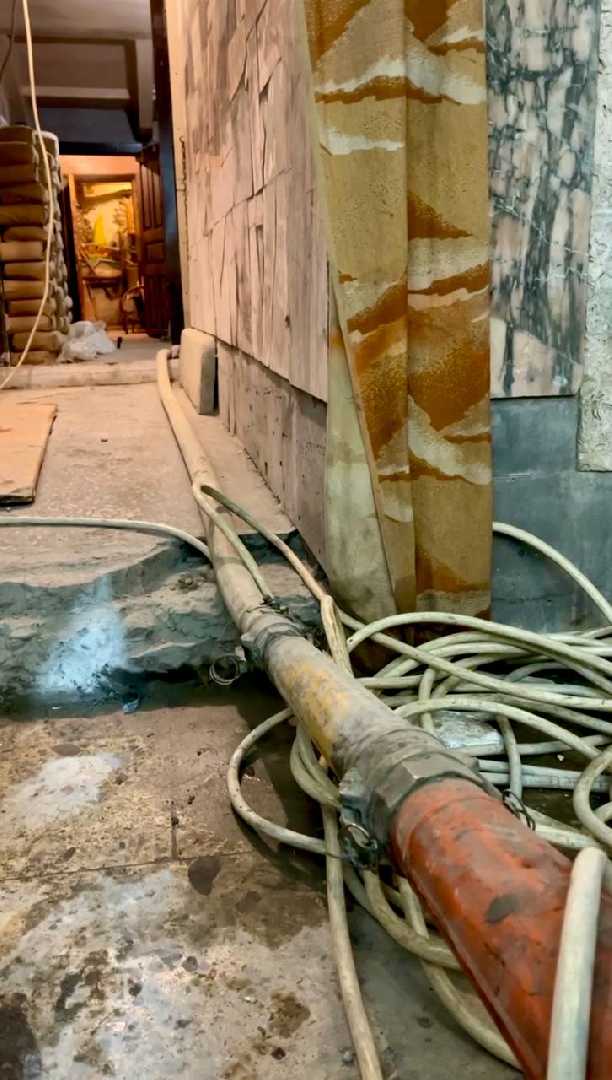 У народному домі тривають роботи з укріплення фундаменту