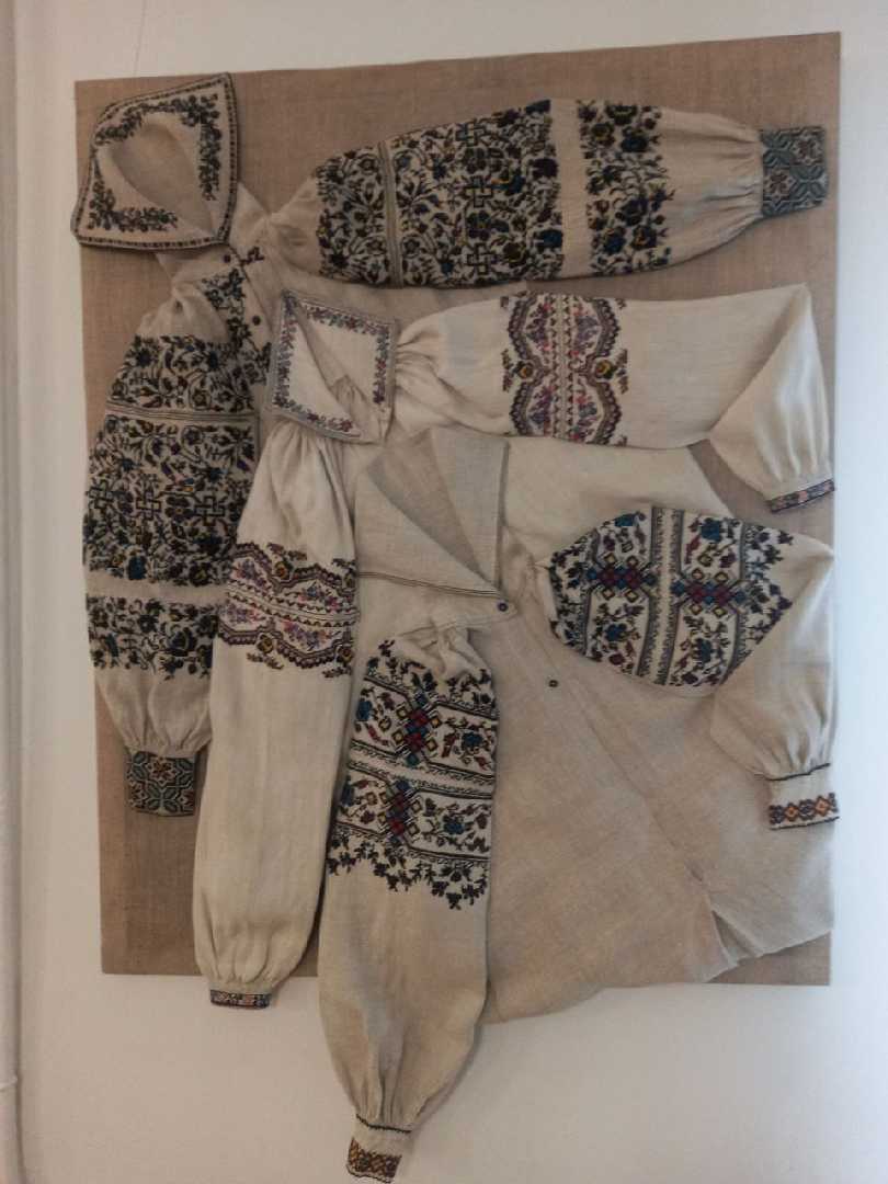 Від чорного мережива до весільних строїв: «Скарби сокальської вишивки» у музеї «Сокальщина»