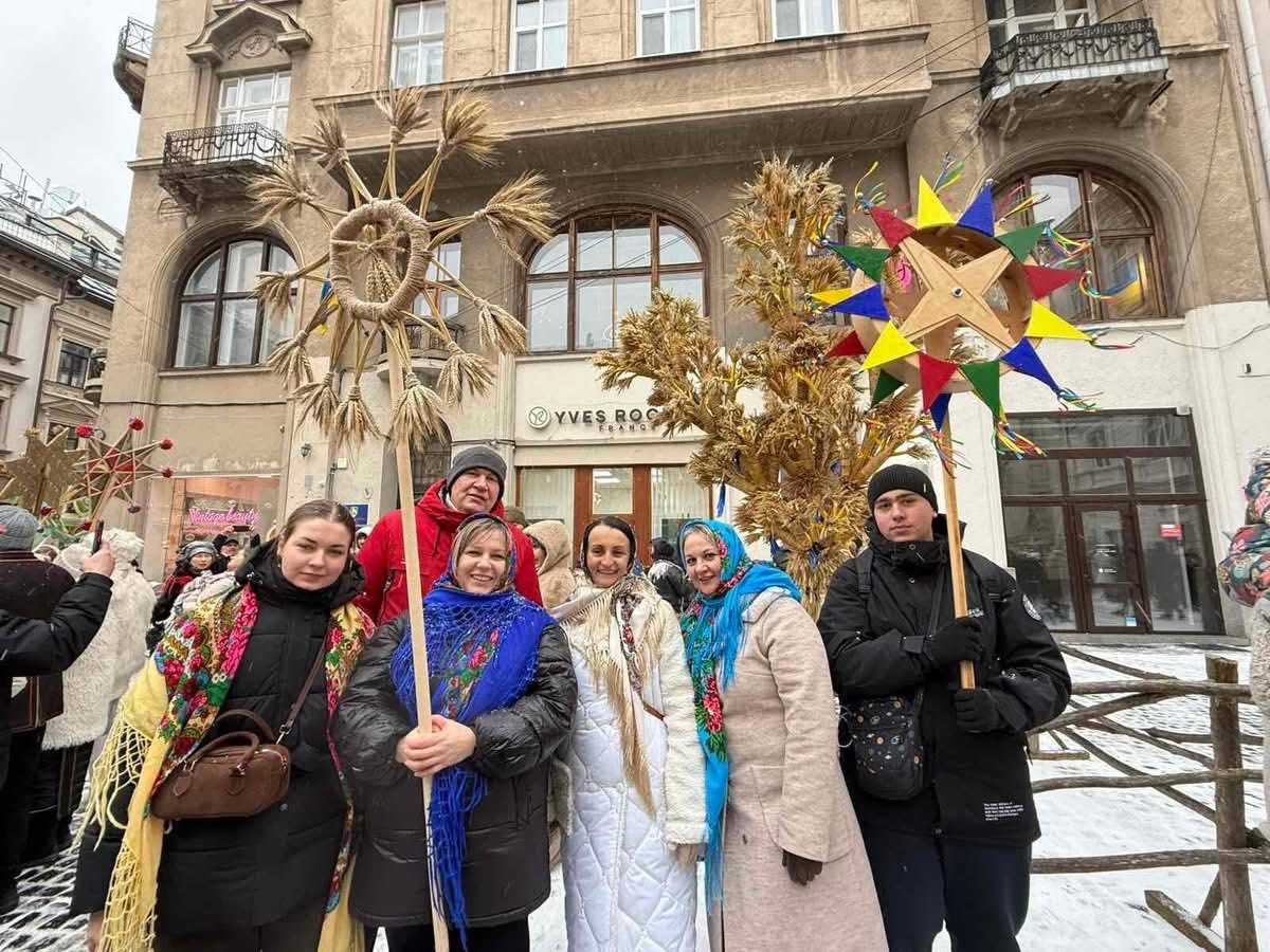 Школярі зі Шептицького стали учасниками львівської Ходи звіздарів