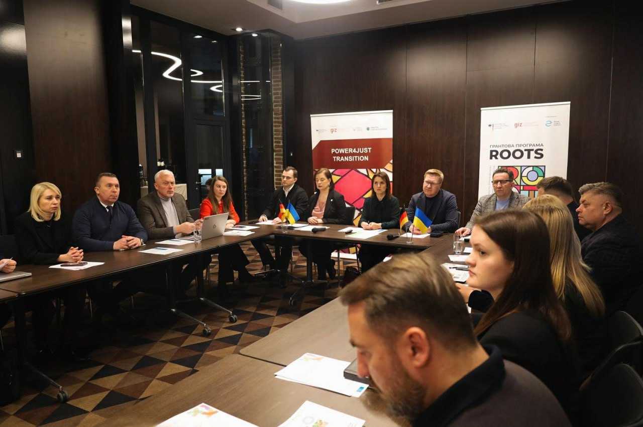 Громади Львівщини можуть отримати до 5 млн грн у межах програми ROOTS