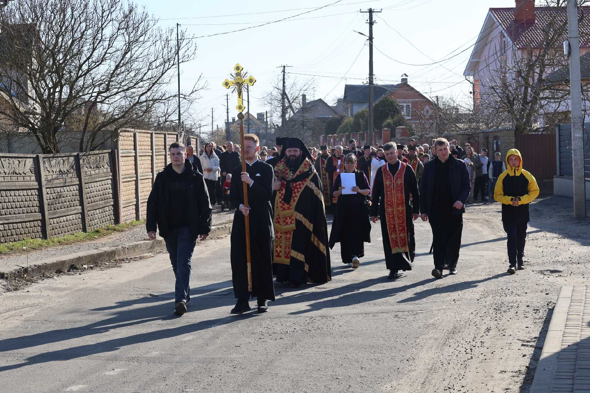 15 березня у Шептицькому відбулася Хресна хода вулицями міста 