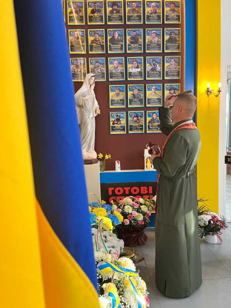 Світлини Героїв увіковічнили на «Стіні пам’яті»