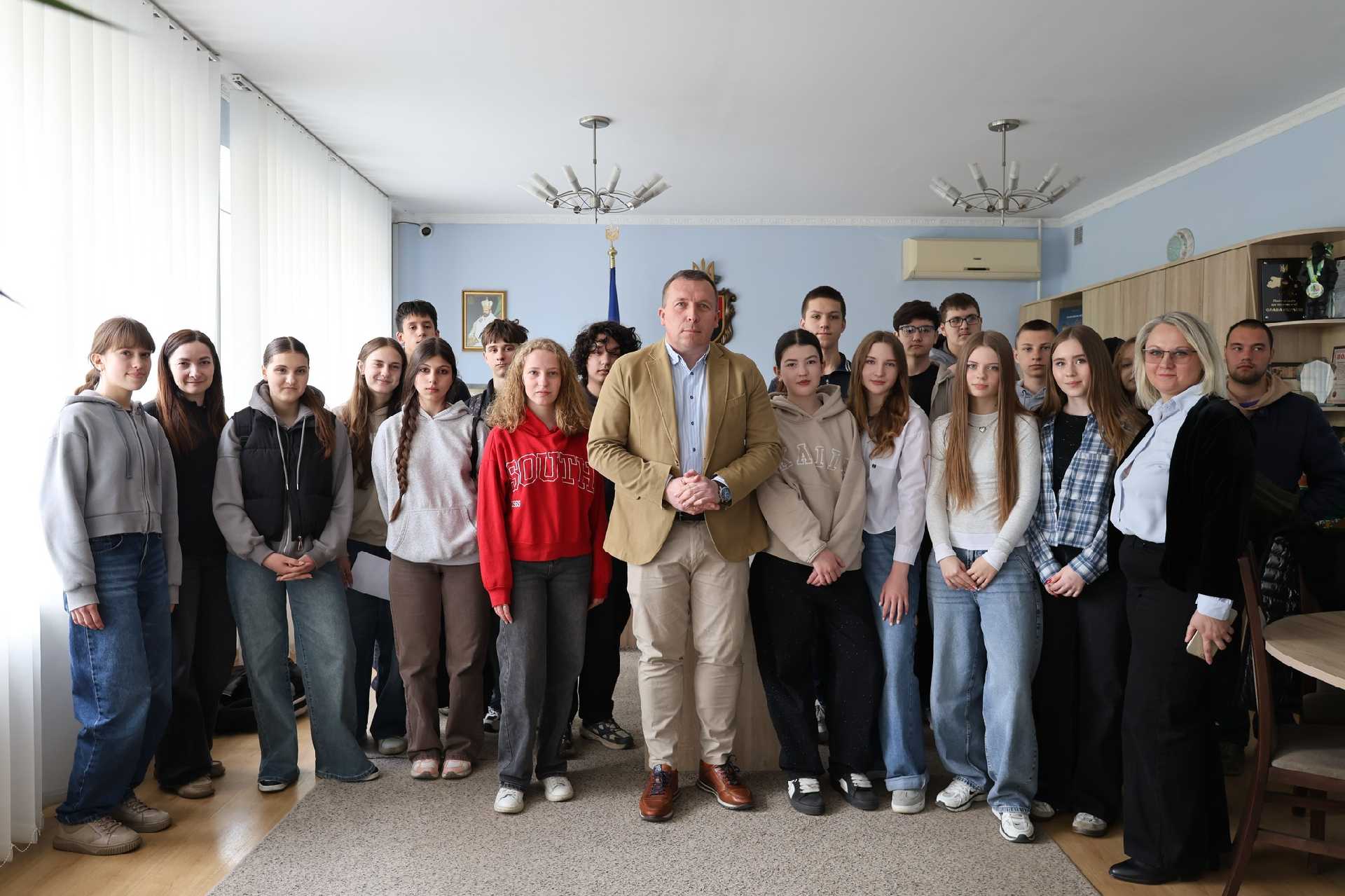 Діалог із молоддю: міський голова поспілкувався з дев’ятикласниками