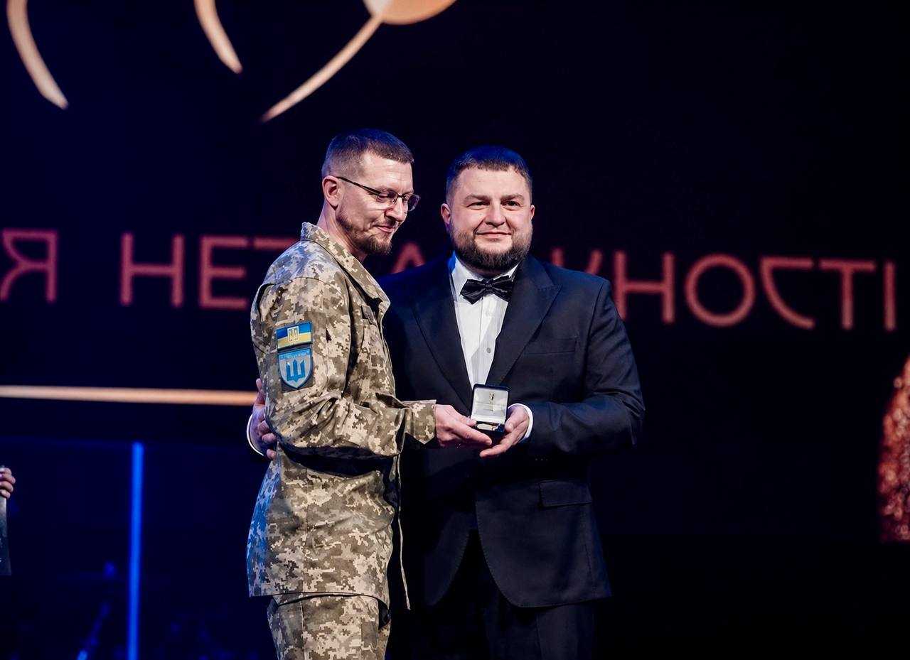 Наш земляк, Герой України Любомир Мікало, отримав відзнаку Всеукраїнської премії «Обличчя Незалежності»