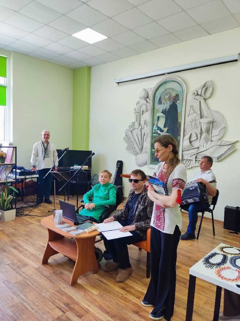 У Шептицькому відбулась зустріч із поетесою Тетяною Франц